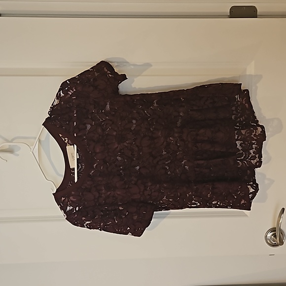 ann taylor loft maroon peplum lace top xs - Picture 2 of 3